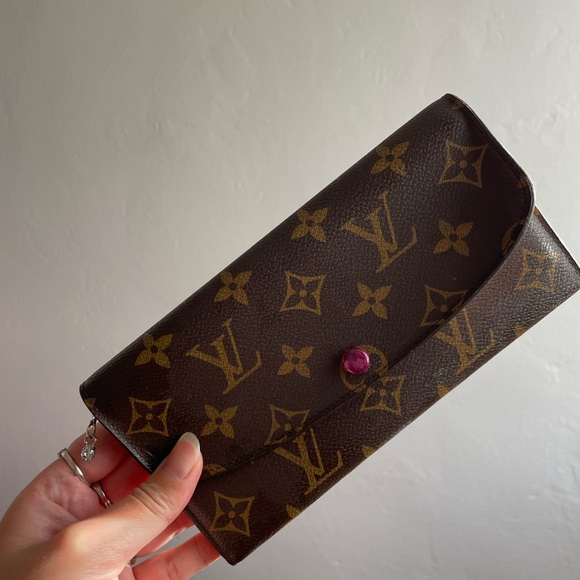 Louis Vuitton Emilie Wallet - Picture 3 of 8